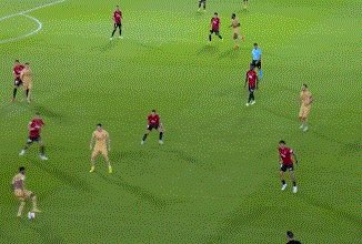 BetVictor伟德官网-【西甲】莱万连续6轮破门 安苏助攻 巴塞罗那客场胜