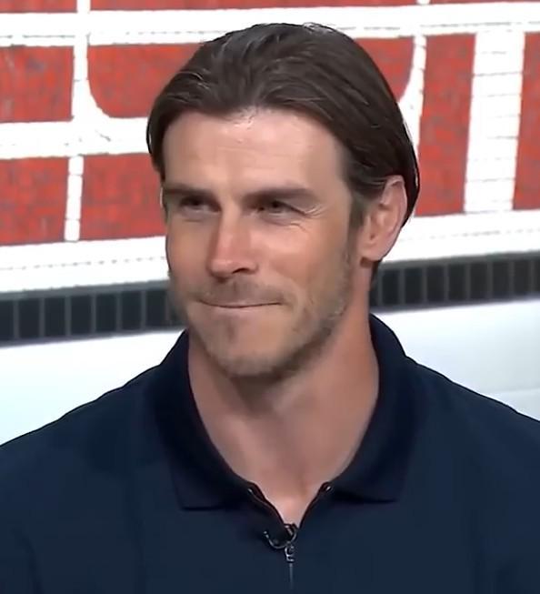 BetVictor伟德官网-贝尔谈皇马任意球分工:右边归我,左边归C罗,中间靠猜拳决定