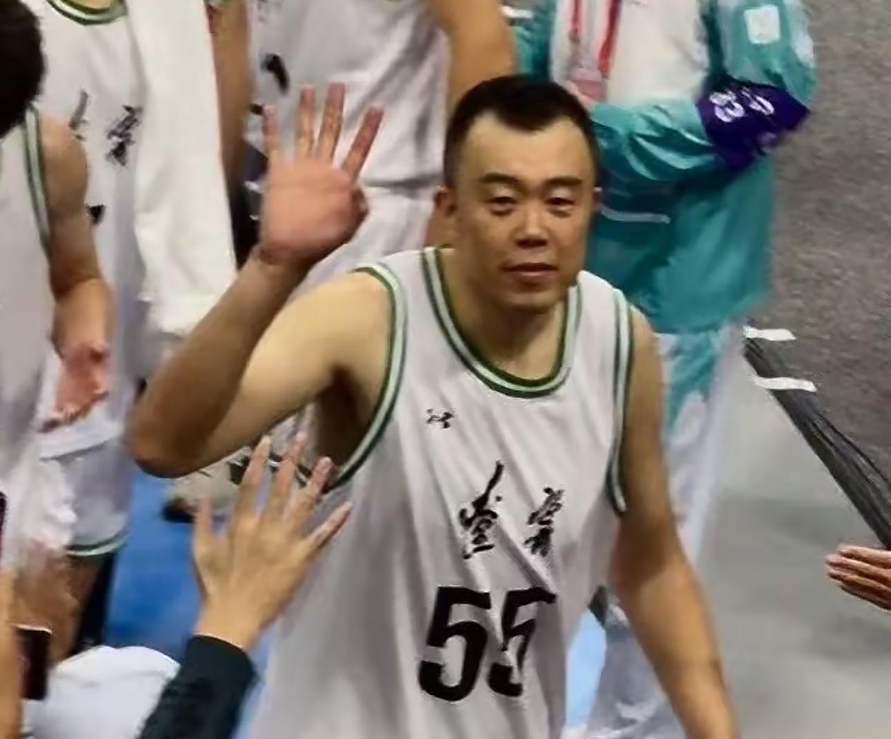 BetVictor伟德-辽宁日报：原辽篮队长韩德君有望加入“东北超”沈阳队